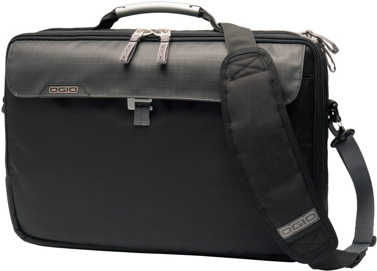 OGIO Pursuit Sleek Messenger Bag